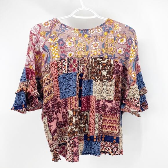 Umgee bohemian faux wrap flutter sleeve hippy cropped mixed media top size L - Picture 2 of 5